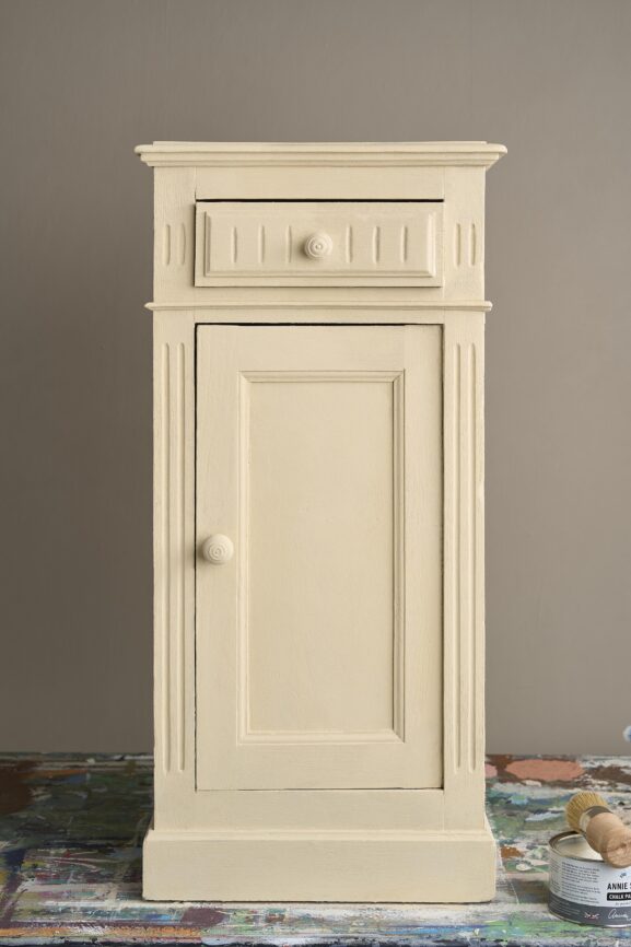 Secondhand wooden side table refinished with chalk paint, an easy DIY furniture makeover